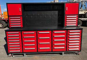 EXEQ 40 Drawer Tool Cabinet EXEQ 40 Drawer Tool Cabinet