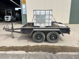 2006 Victoria Trailers Box Tandem Axle Trailer - picture0' - Click to enlarge