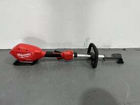 Milwaukee Cordless Outdoor Power Head - picture0' - Click to enlarge