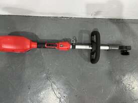 Milwaukee Cordless Outdoor Power Head - picture0' - Click to enlarge