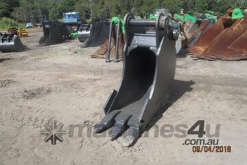 TitleBRIAN SCOTT ENGINEERING 35TON 600MM GP BUCKET