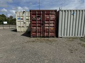 20ft Shipping Container inc Contents - picture2' - Click to enlarge