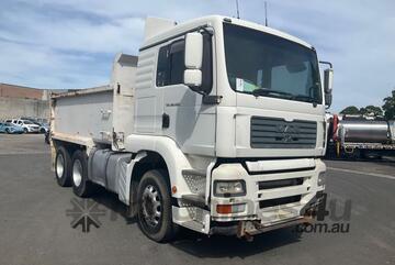 M A N 2004 MAN TGA 26.460 Tipper