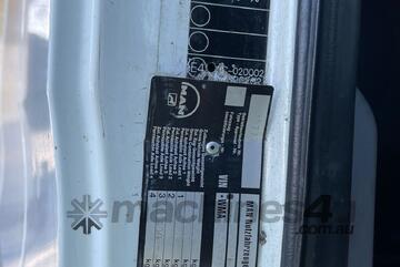 M A N 2004 MAN TGA 26.460 Tipper