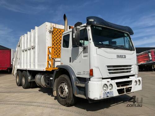 2009 Iveco ACCO 2350 Garbage Compactor (Rear Load)