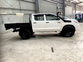 2012 Toyota Hilux SR Diesel - picture1' - Click to enlarge