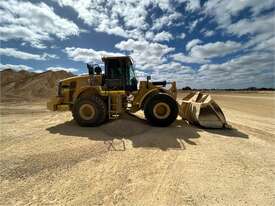 Caterpillar 972M Wheel Loader - picture2' - Click to enlarge