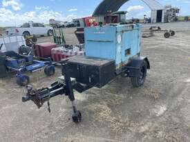 Airman Trailer Mounted Compressor - picture1' - Click to enlarge