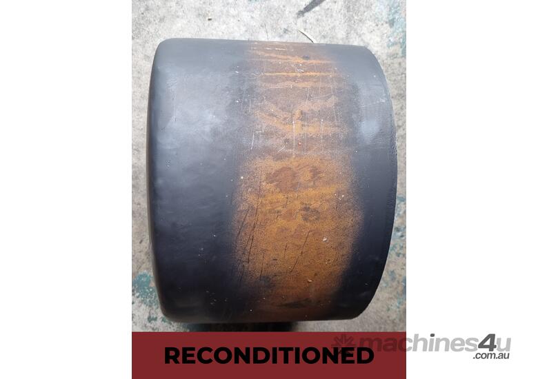 caption Mid-Roller New Holland T9 Poly Reco