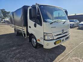 2021 Hino 300  616 4x2 Tray Truck - picture2' - Click to enlarge