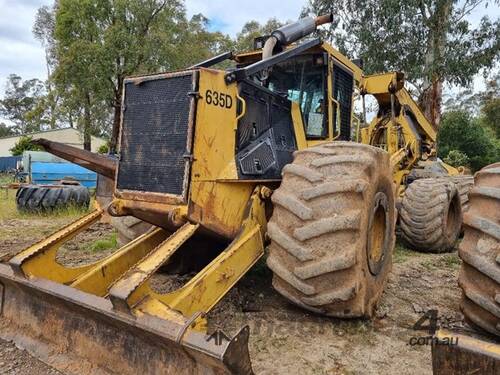 2011 TIGERCAT 635D 6X6 GRAPPLE SKIDDER