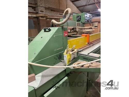 caption Casadei Beam Saw