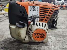 STIHL FS131 Brushcutter - picture2' - Click to enlarge