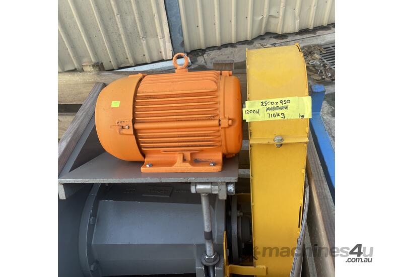 caption FLOWSERVE Terra-Titan Vertical SUBMERSIBLE Slurry Sump Pump 10HP 7.5kW WEG Motor Mining