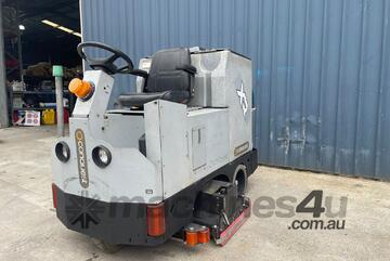 Commercial Floor Cleaning Machine Conquest XR46C Refurbished & Ready to Operate