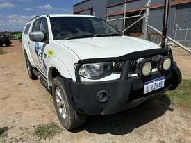 Mitsubishi Triton - picture0' - Click to enlarge