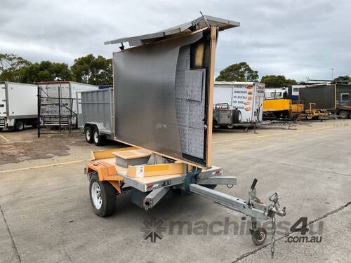 2017 Data Signs VMS Board (Trailer Mounted)