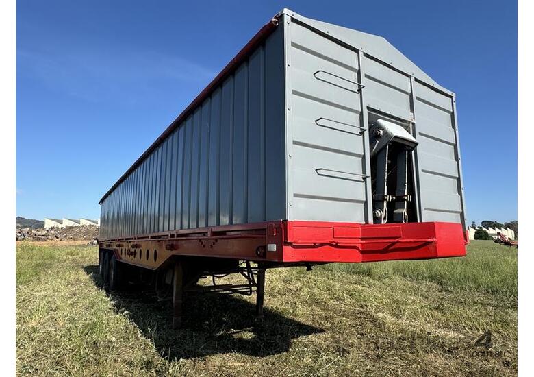 caption 40' O'PHEE CONVERTIBLE FLAT TOP
