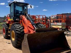 2010 Caterpillar 930H Front End Loader - picture0' - Click to enlarge