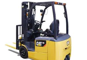 CATERPILLAR EP18TCB 3 Wheel Electric Container Mast
