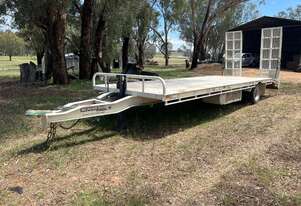 Beavertail Trailers Tag Tag/Plant(with ramps) Trailer