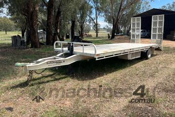 Beavertail Trailers Tag Tag/Plant(with ramps) Trailer