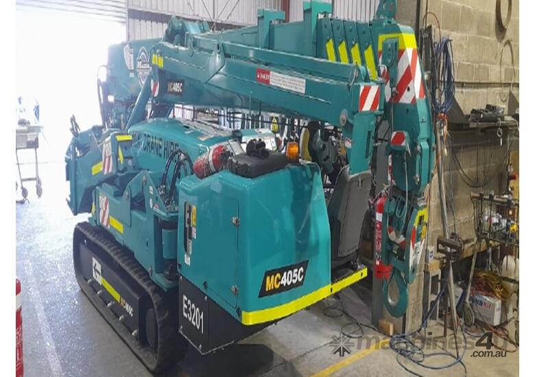 caption MAEDA MC405 MINI CRAWLER