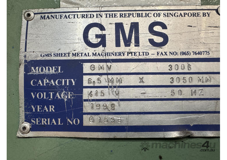caption Hydraulic guillotine
