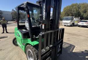 Hangcha   3.5T LiOn Forklift