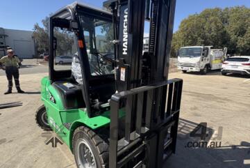 Hangcha   3.5T LiOn Forklift