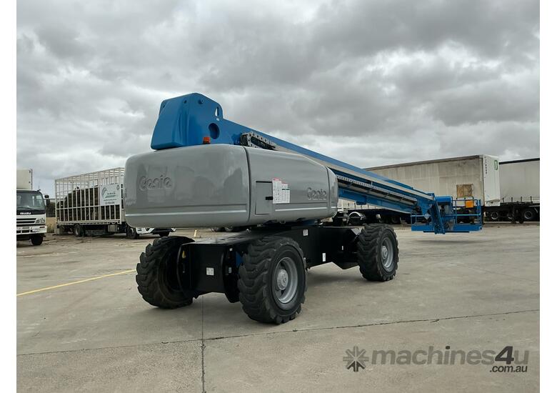 caption 2012 Genie S125 Boom Lift