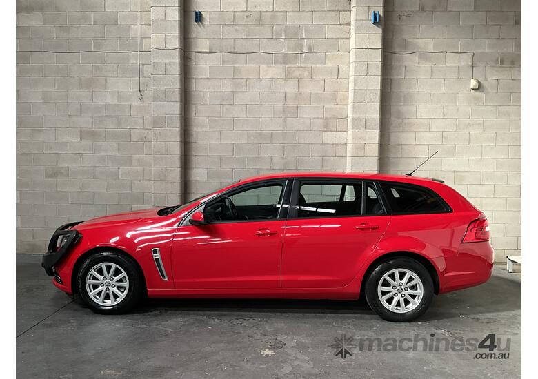caption 2016 Holden Commodore Evoke Petrol