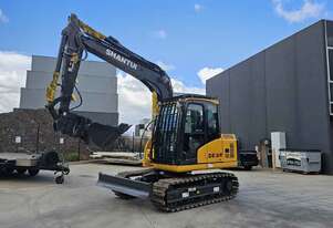 UHI SE75 73hp Kubota Engine 7.7T operation weight excavator, Free 7 Attachments