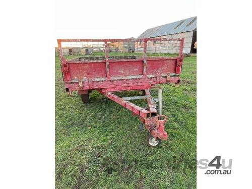 caption Box Trailer
