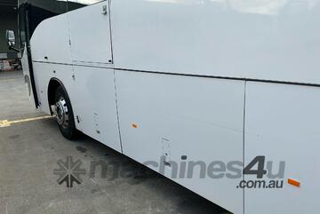 2004 Mercedes Benz Coach (50 Seat)