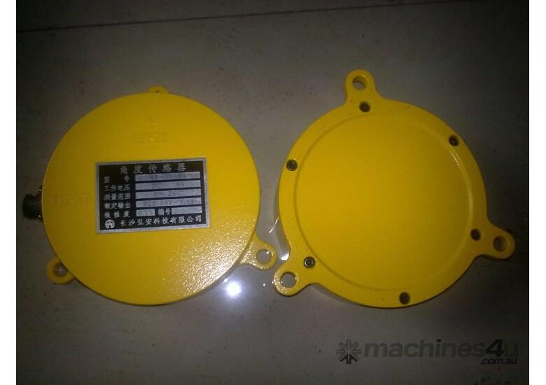 2024 Zoomlion Spare parts crawler crane parts start motor, crane track, angle sensor, bumper bar, sh