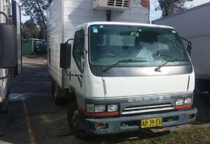 Mitsubishi Canter freezer Truck