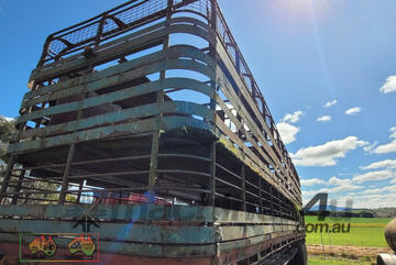 (8987) 38ft Stock Trailer 3x1 (Staughton Vale, VIC)