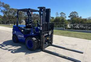 Apache   HH30Z 4.5m Dual Wheel