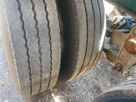 1984 Unknown Tandem Axle Dolly - picture2' - Click to enlarge