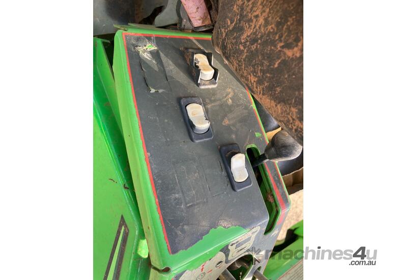 2018 Avant 635 Articulated Mini Loader