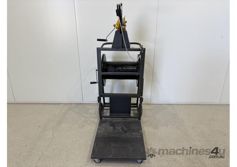 caption Pool Cleaner Winch (Ex-Council)