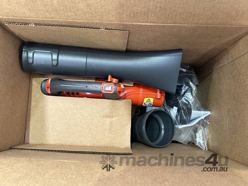 caption Husqvarna Petrol Blower