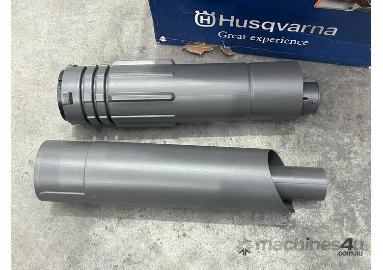 caption Husqvarna Petrol Blower
