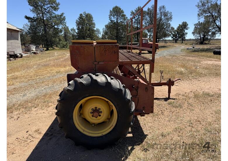 DUNCAN 734 MULTI SEEDER 