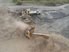 2017 BANDIT 2680T HORIZONTAL GRINDER - picture0' - Click to enlarge