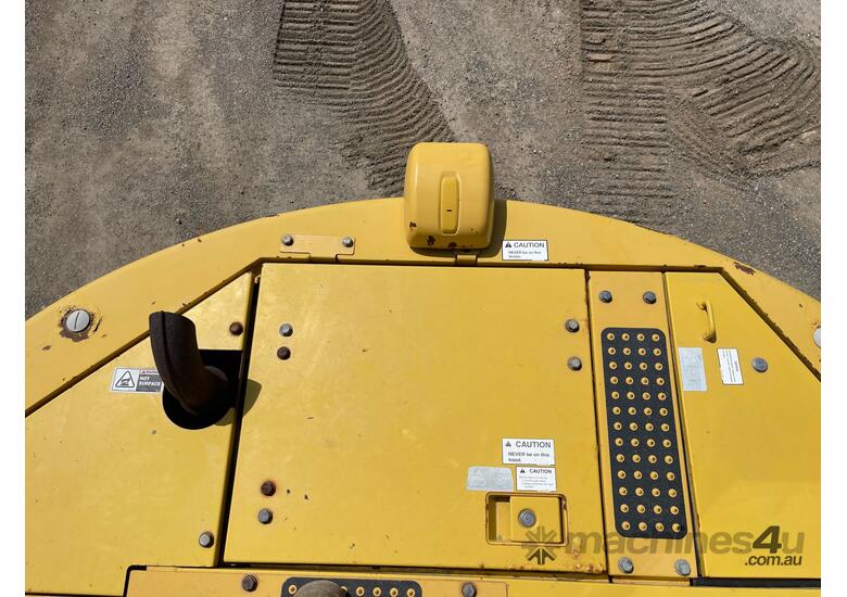 2010 Komatsu PC138US-8 Excavator (Steel Tracked)