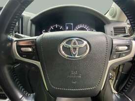 2018 Toyota Landcruiser VX Wagon V8 T/Diesel (Auto) - picture1' - Click to enlarge