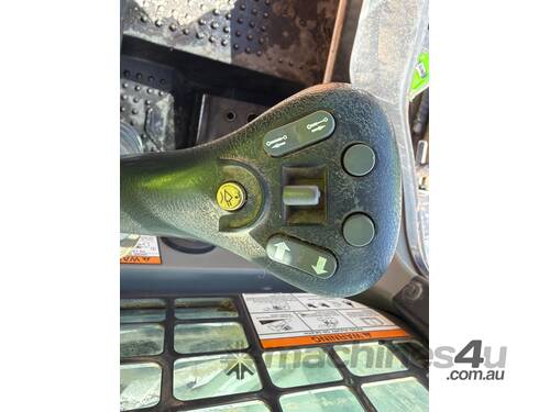 2014 Bobcat S590 Wheeled Skid Steer