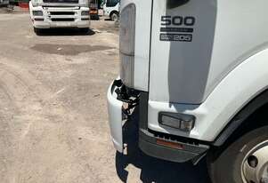2013 Isuzu FRR500 Refrigerated Pan-Tech